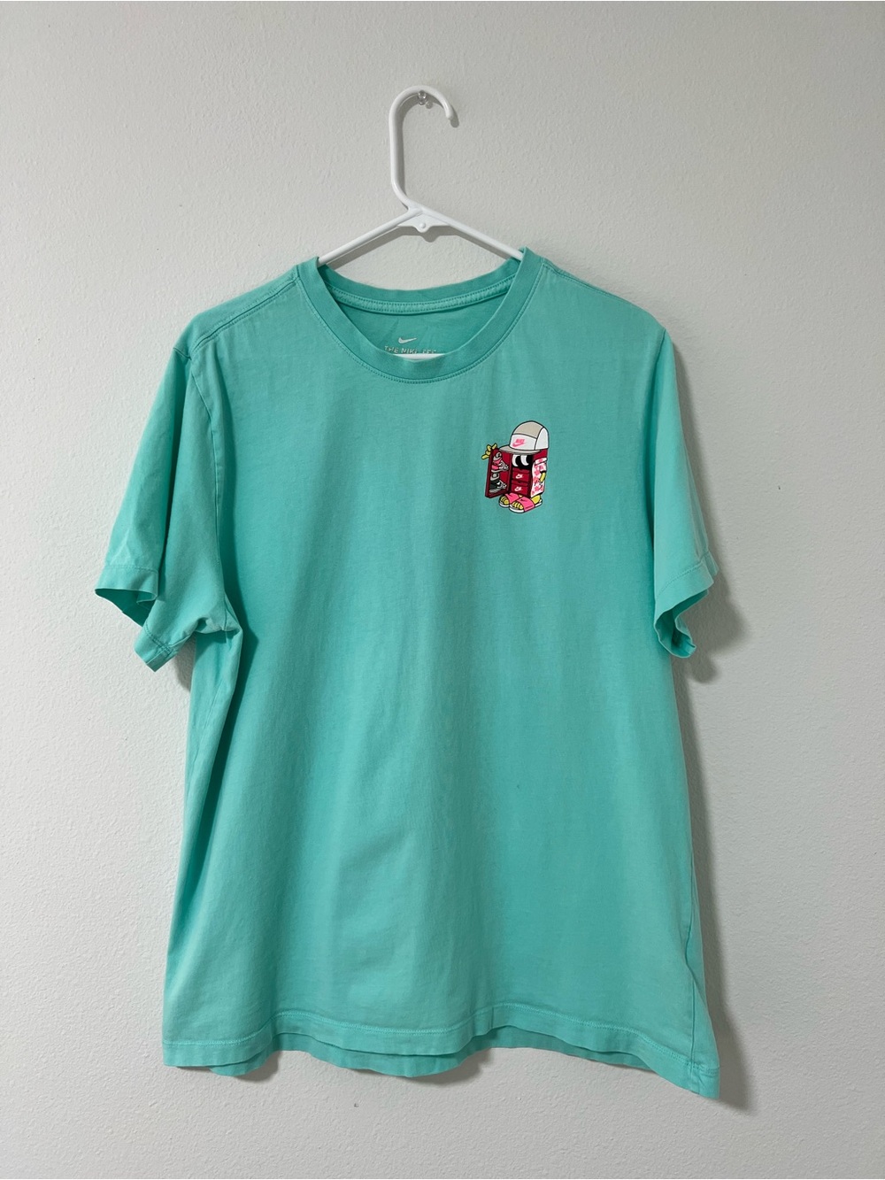 Nike Men’s Mint Graphic Tee